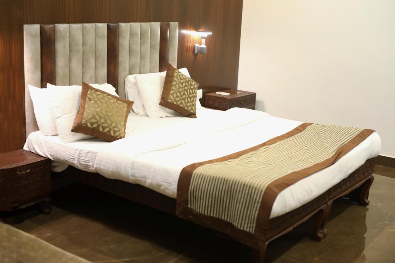 The Byke Heritage Resort - Matheran Exterior photo